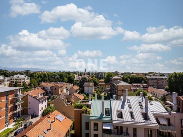 appartamento in vendita a Monza