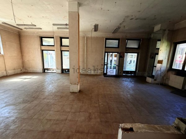 ufficio in vendita a Monza in zona Centro Storico