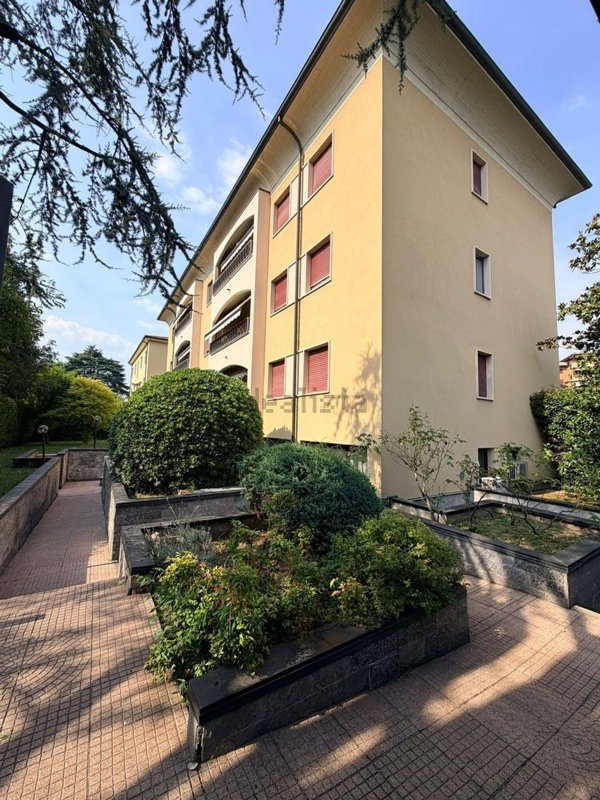 appartamento in vendita a Monza