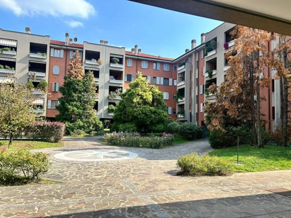 appartamento in vendita a Monza in zona Centro Storico