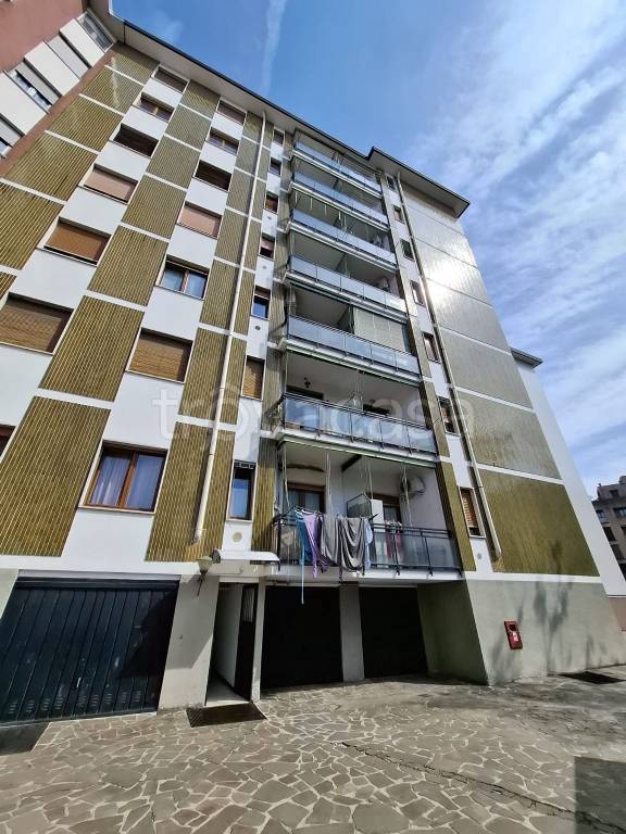 appartamento in vendita a Monza