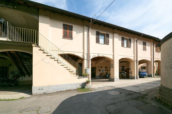 casale in vendita a Monza