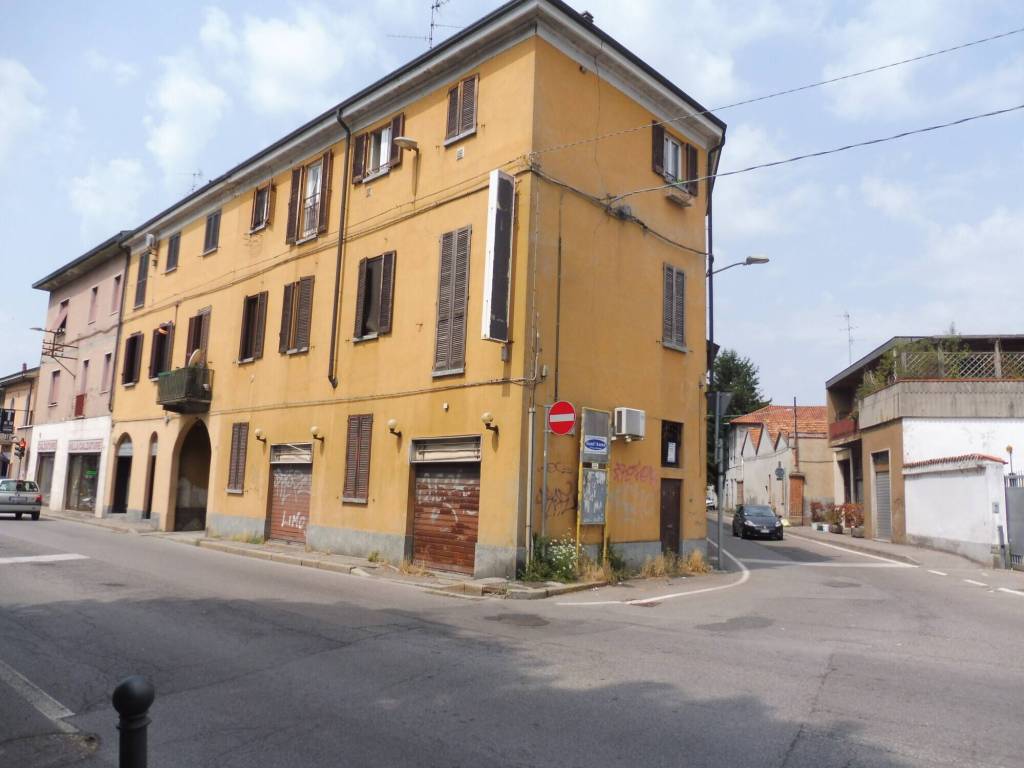 negozio in vendita a Monza