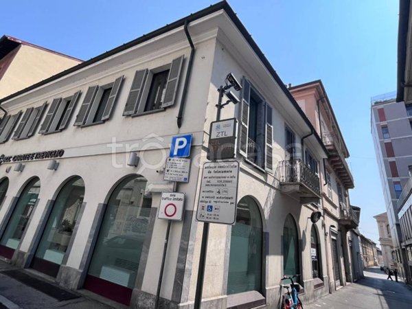 appartamento in vendita a Monza in zona Centro Storico