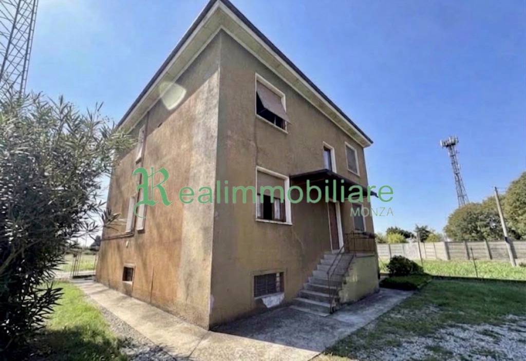 casa indipendente in vendita a Monza