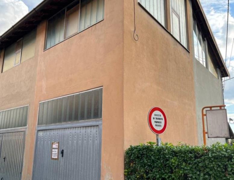 box auto in vendita a Monza