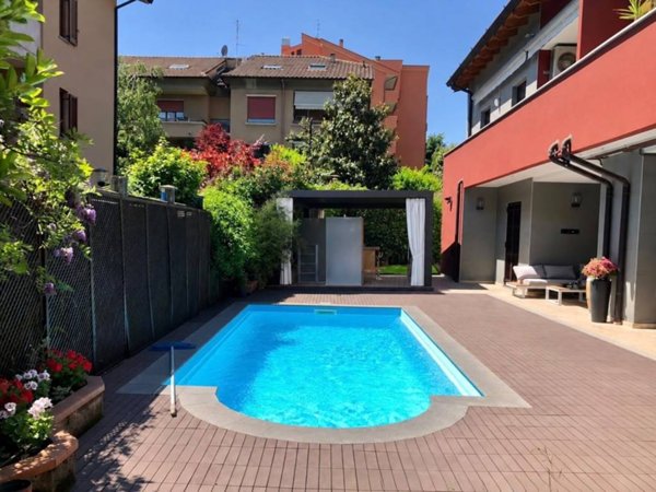 appartamento in vendita a Monza in zona Ospedale San Gerardo