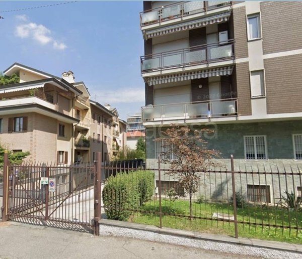 box auto in vendita a Monza