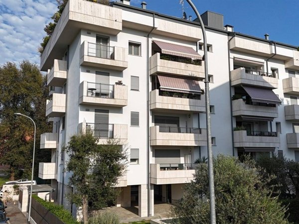appartamento in vendita a Monza