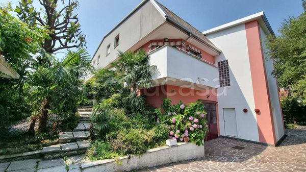 casa indipendente in vendita a Monza