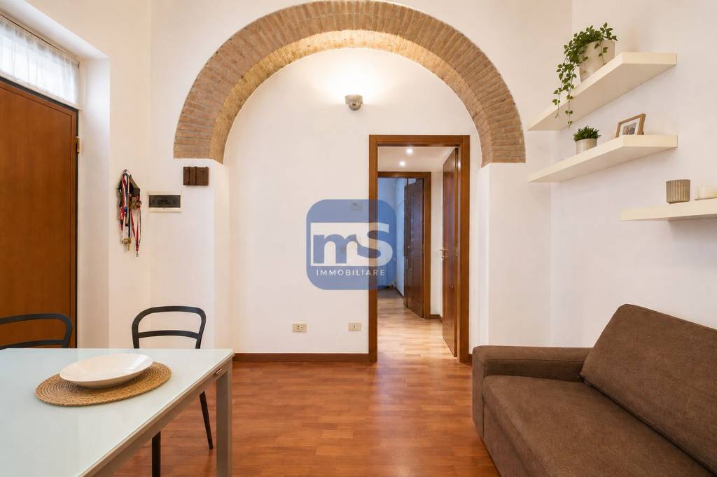 appartamento in vendita a Monza in zona Centro Storico