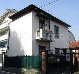 casa indipendente in vendita a Monza