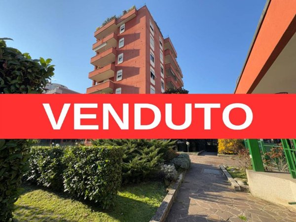 appartamento in vendita a Monza in zona Ospedale San Gerardo