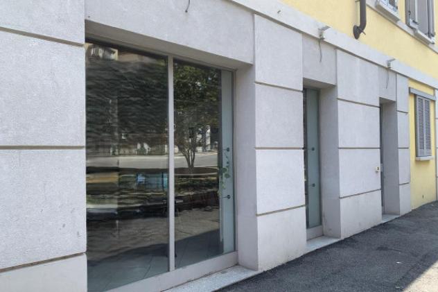 ufficio in vendita a Monza in zona Centro Storico