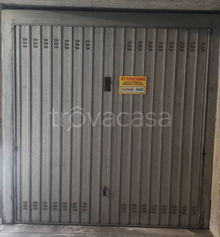 box auto in vendita a Monza