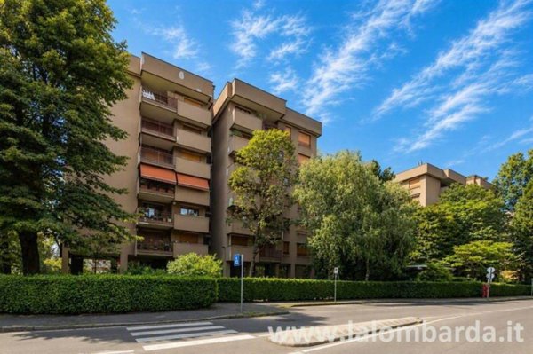 appartamento in vendita a Monza in zona Ospedale San Gerardo