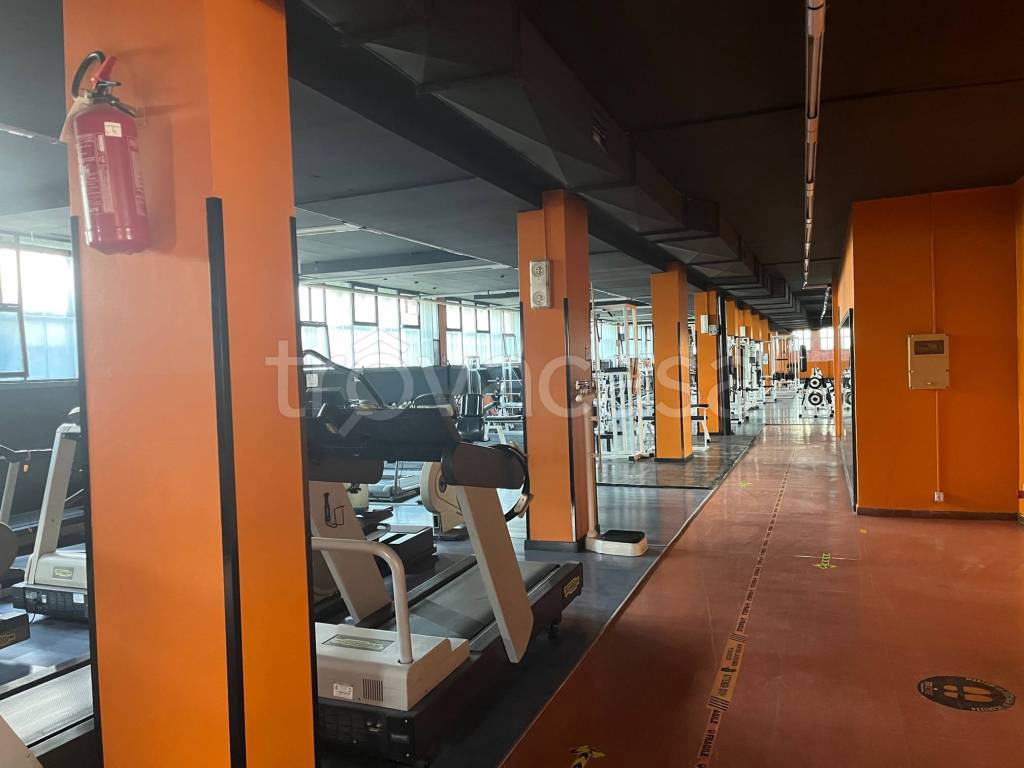 negozio in vendita a Monza