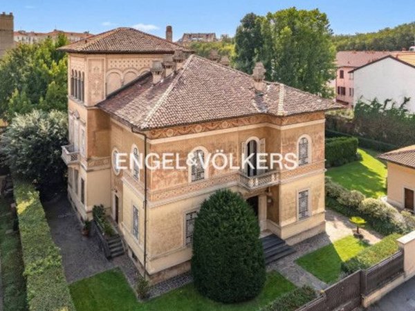 casa indipendente in vendita a Monza in zona Centro Storico