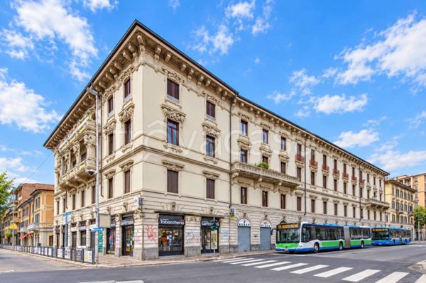 appartamento in vendita a Monza in zona Centro Storico