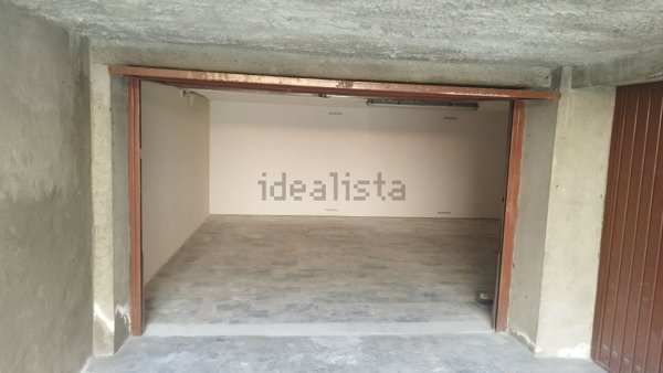 locale di sgombero in vendita a Monza