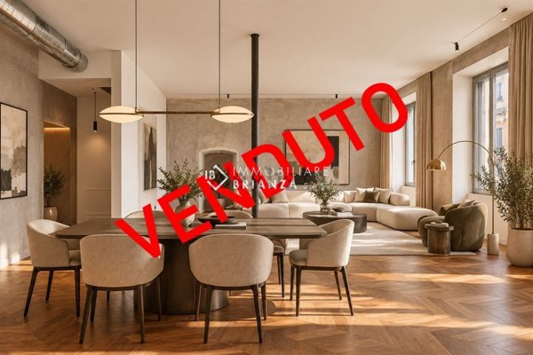 appartamento in vendita a Monza in zona Centro Storico