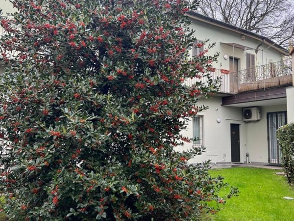 appartamento in vendita a Monza in zona Centro Storico