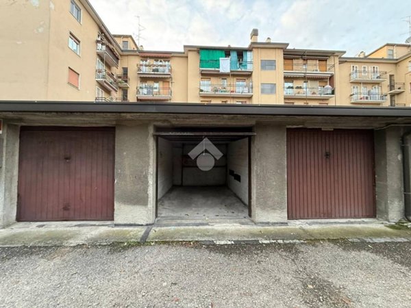 box auto in vendita a Monza