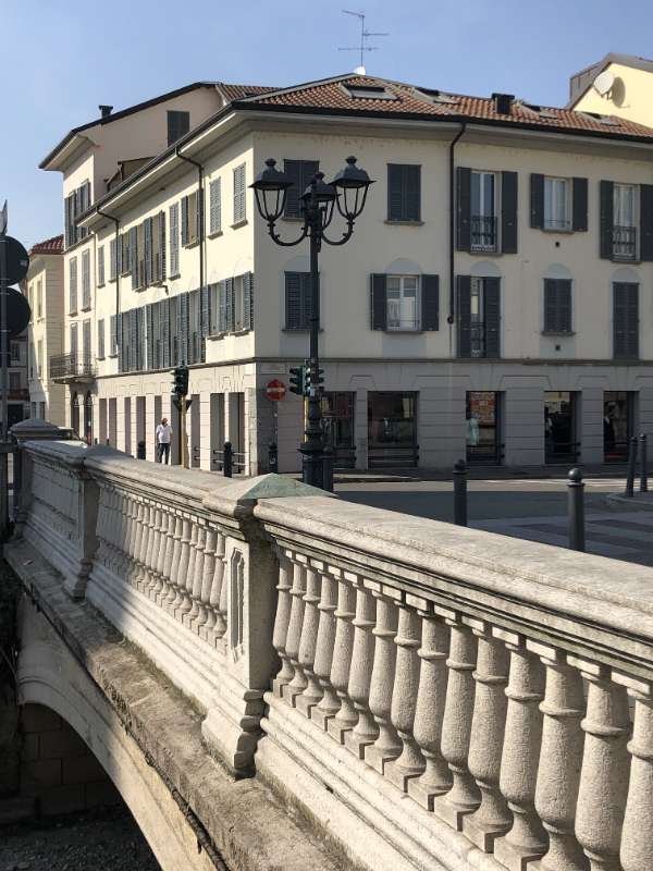 appartamento in vendita a Monza in zona Centro Storico