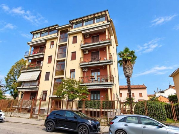 appartamento in vendita a Monza