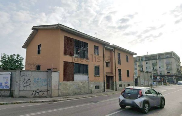 appartamento in vendita a Monza in zona Centro Storico