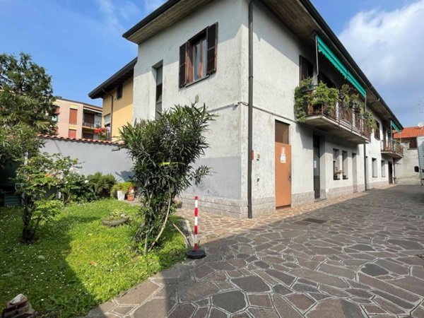 intera palazzina in vendita a Muggiò