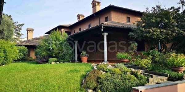 villa in vendita a Muggiò