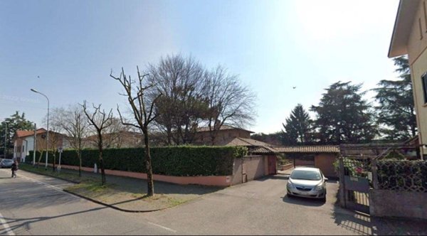 casa indipendente in vendita a Muggiò