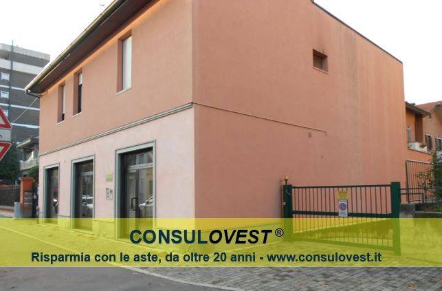 ufficio in vendita a Muggiò