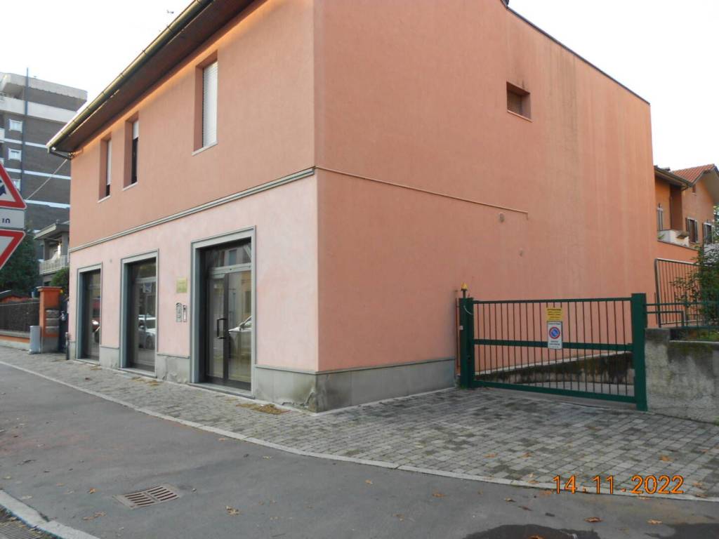 quadrivano in vendita a Muggiò