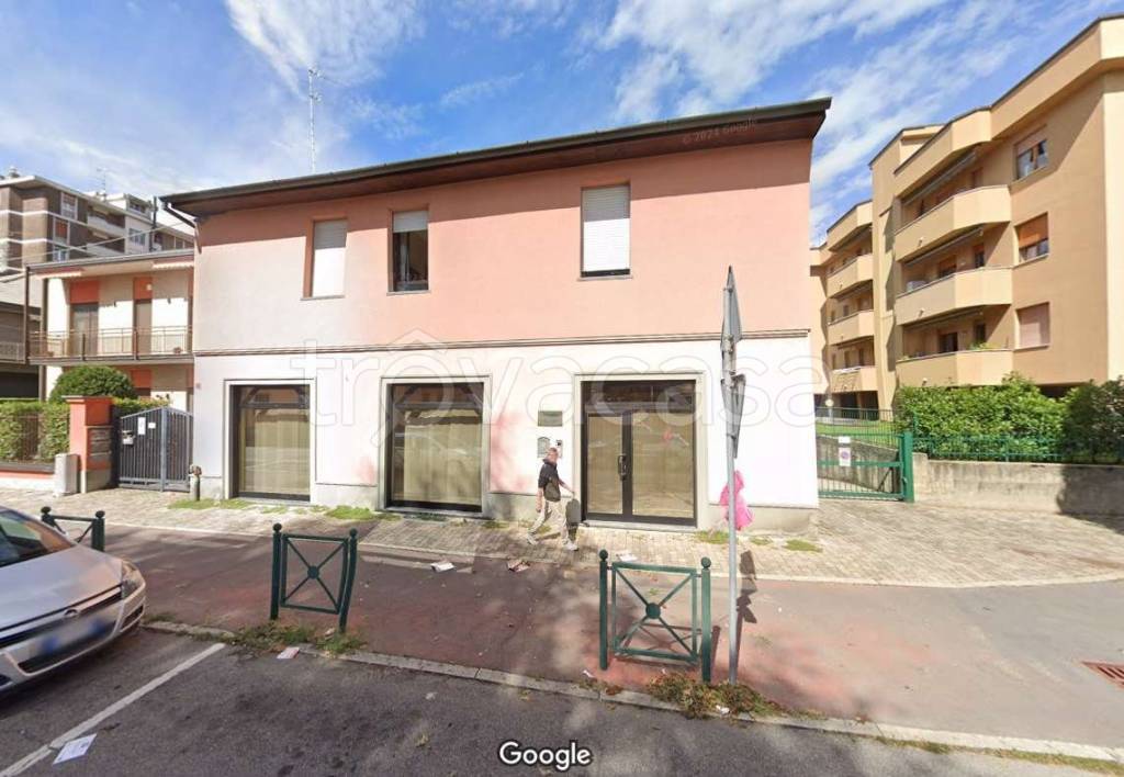 ufficio in vendita a Muggiò
