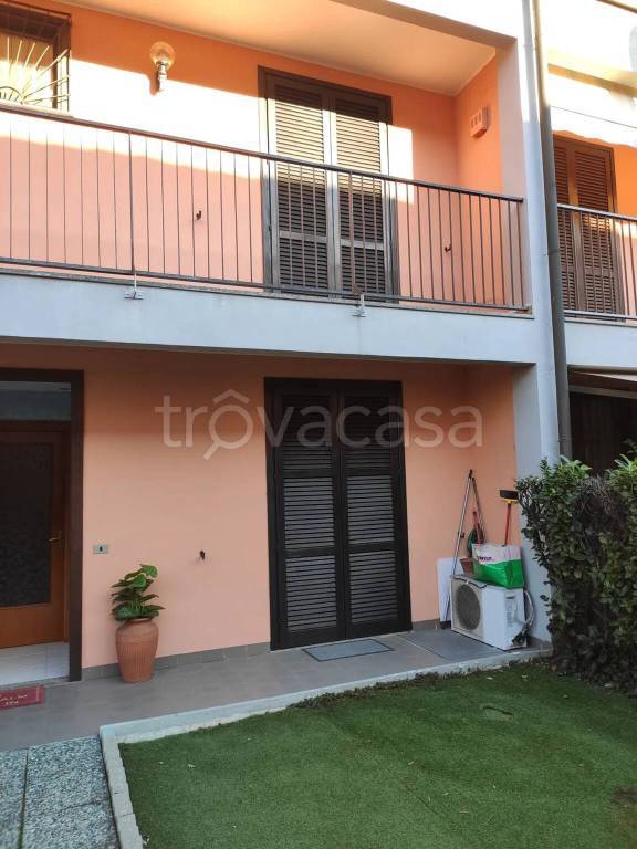 casa indipendente in vendita a Muggiò