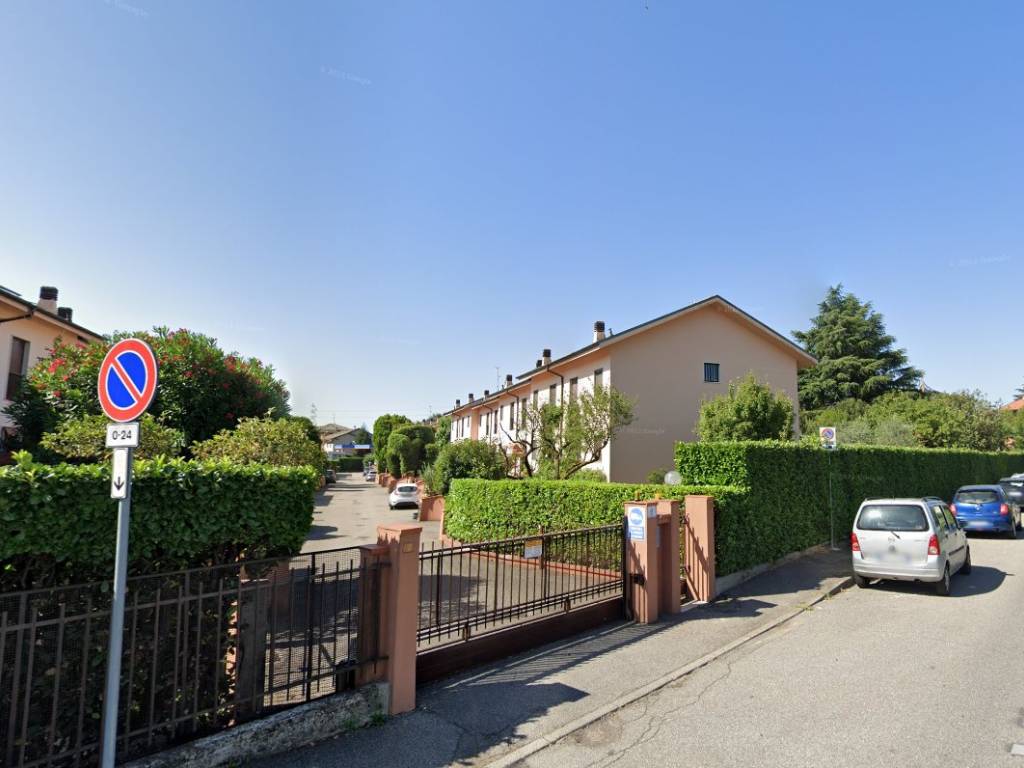 casa indipendente in vendita a Muggiò in zona Taccona