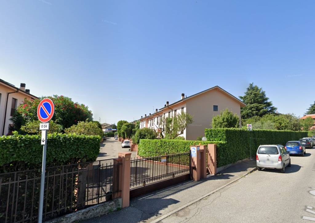casa indipendente in vendita a Muggiò in zona Taccona