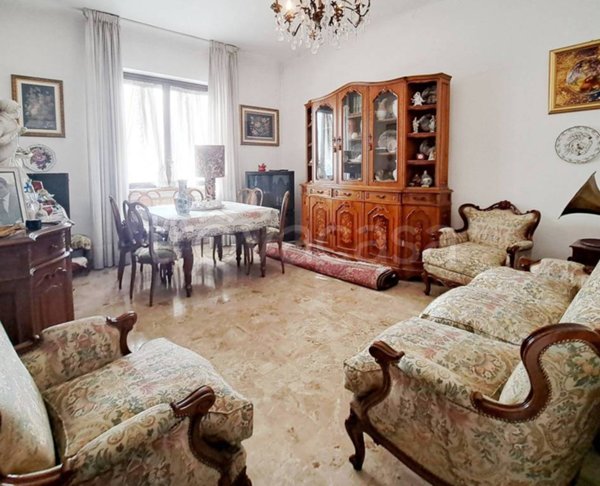 casa indipendente in vendita a Muggiò