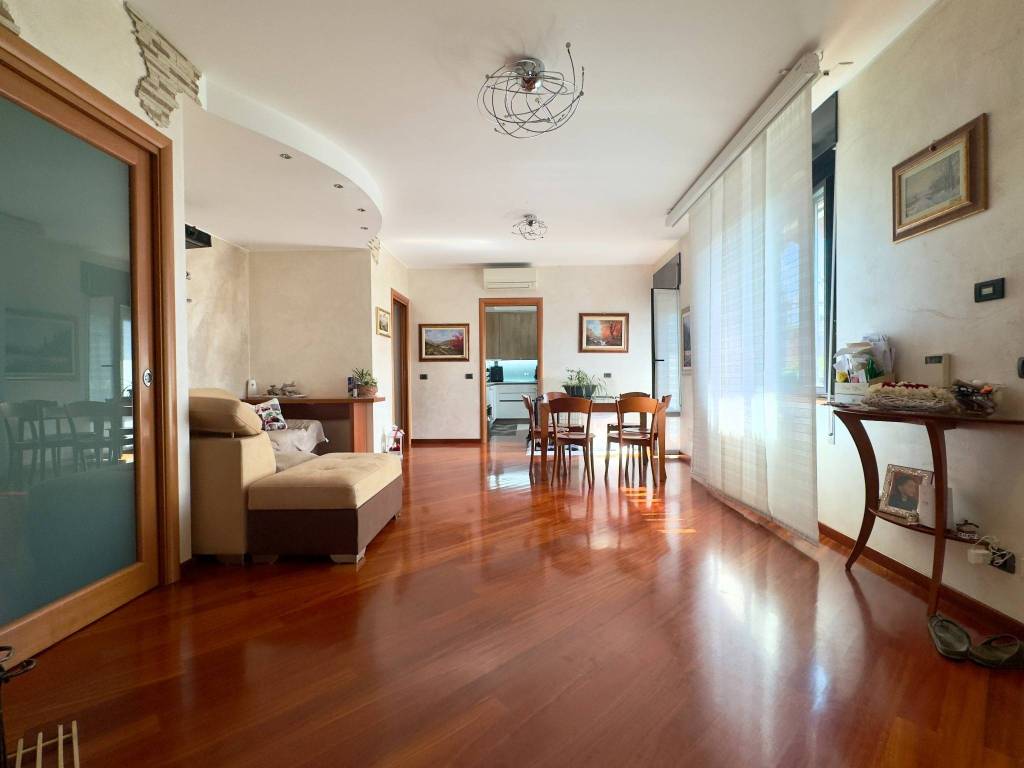 appartamento in vendita a Muggiò