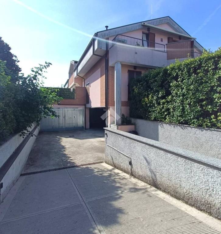 appartamento in vendita a Muggiò