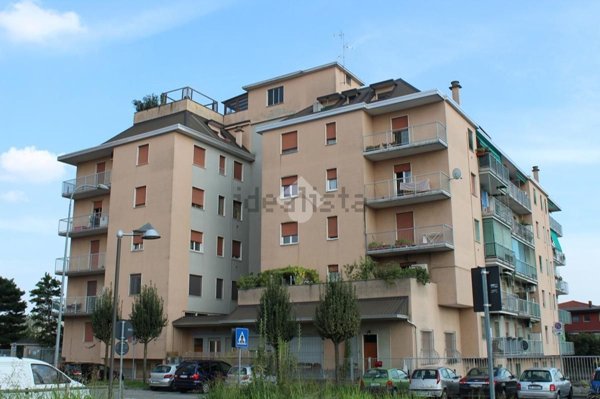 capannone in vendita a Muggiò