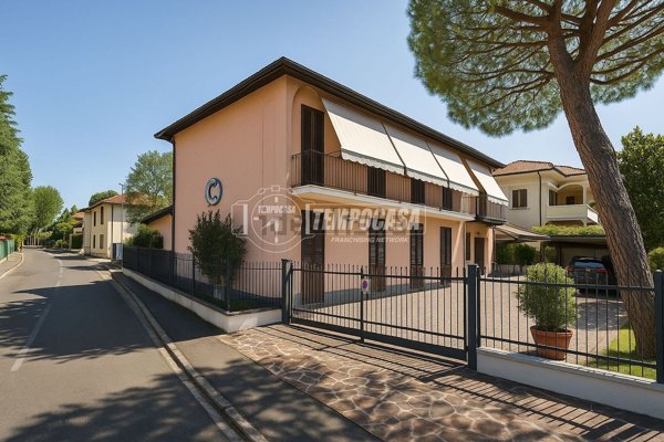 casa indipendente in vendita a Muggiò