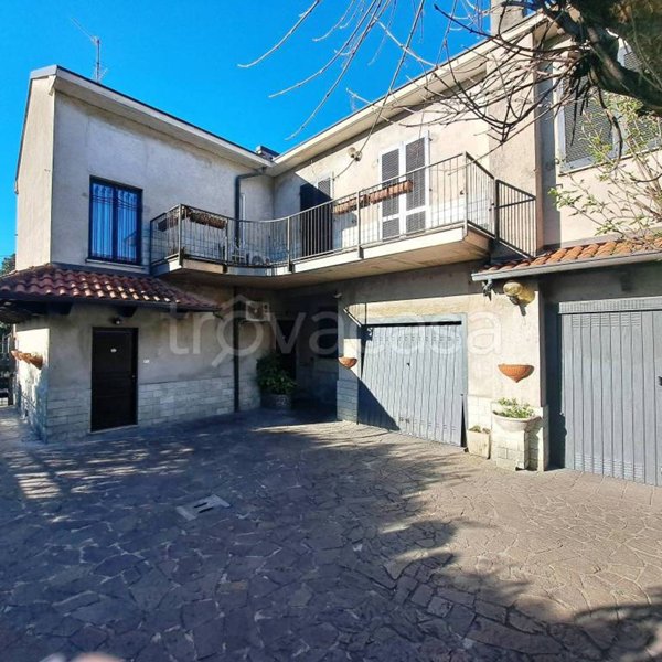 casa indipendente in vendita a Muggiò