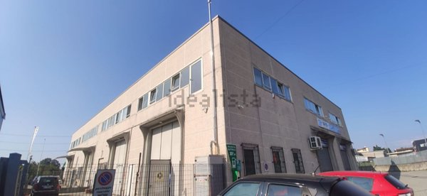 ufficio in vendita a Muggiò