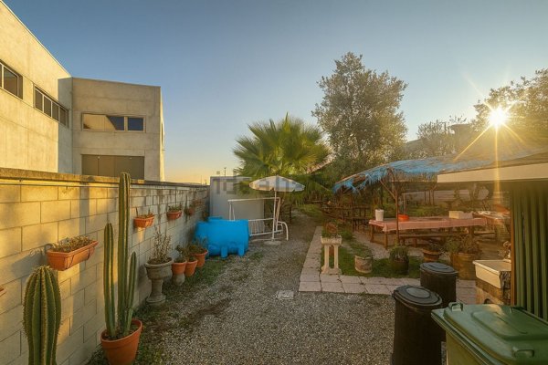 terreno edificabile in vendita a Muggiò in zona Taccona