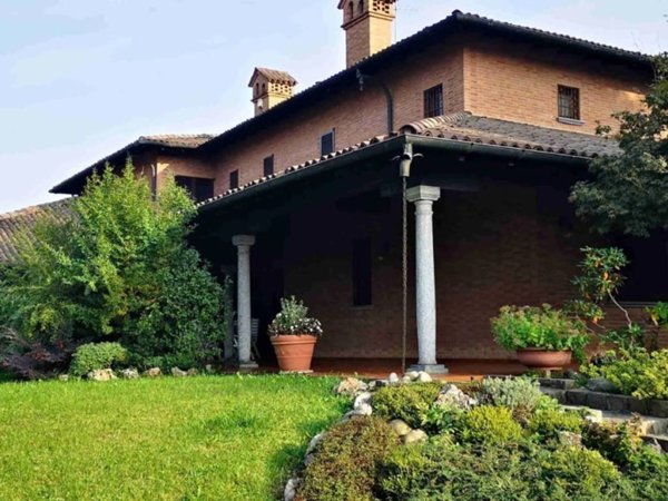 villa in vendita a Muggiò