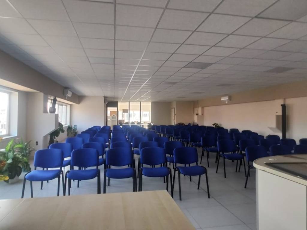 ufficio in vendita a Muggiò