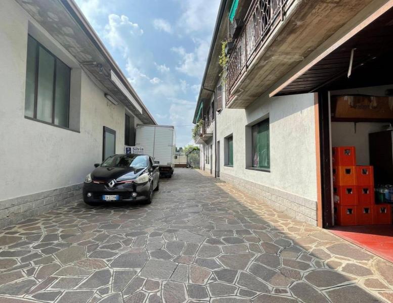 casa indipendente in vendita a Muggiò